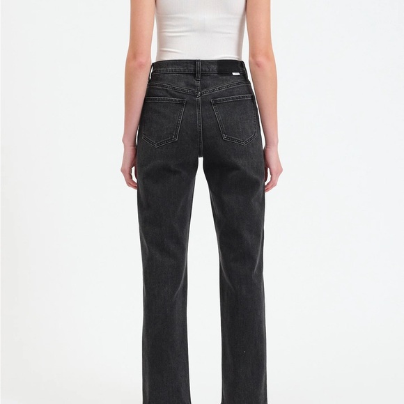 DAZE jeans, size 28. Black washed look. Trendy and cute ankle cut. - Picture 2 of 5